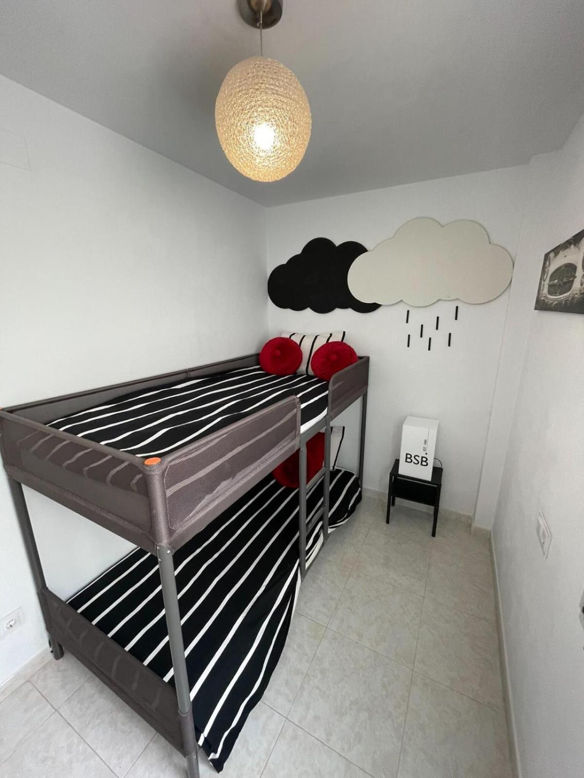 Apartment Vivalidays Yolanda Calella