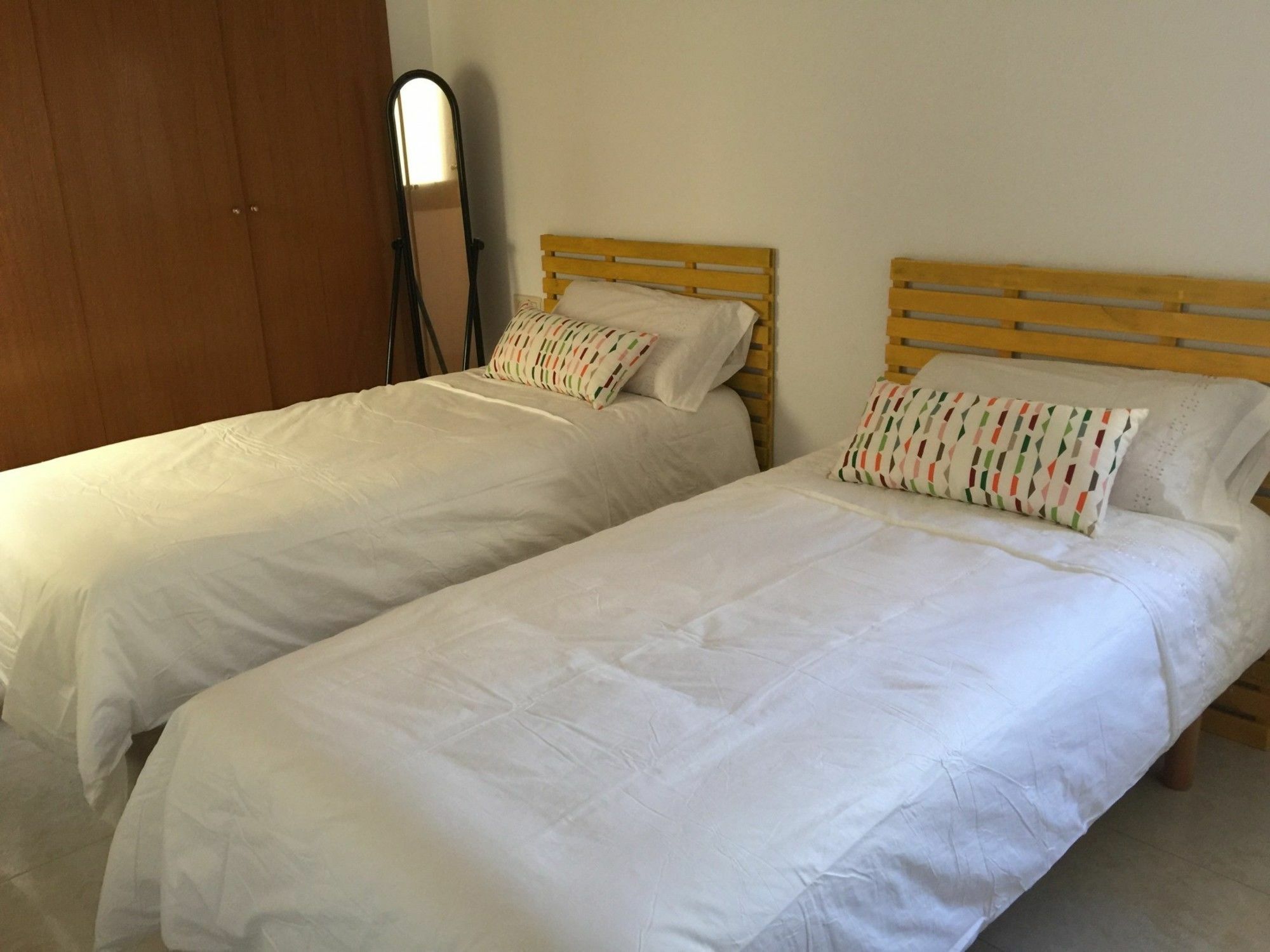 Vivalidays Yolanda Apartment Calella